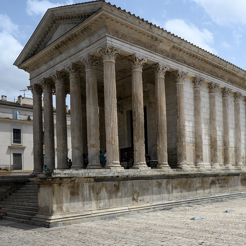 Nimes - Maison Carrée - mytravellinglens.com